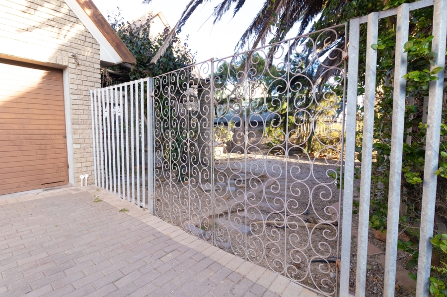 3 Bedroom Property for Sale in Bluewater Bay Western Cape